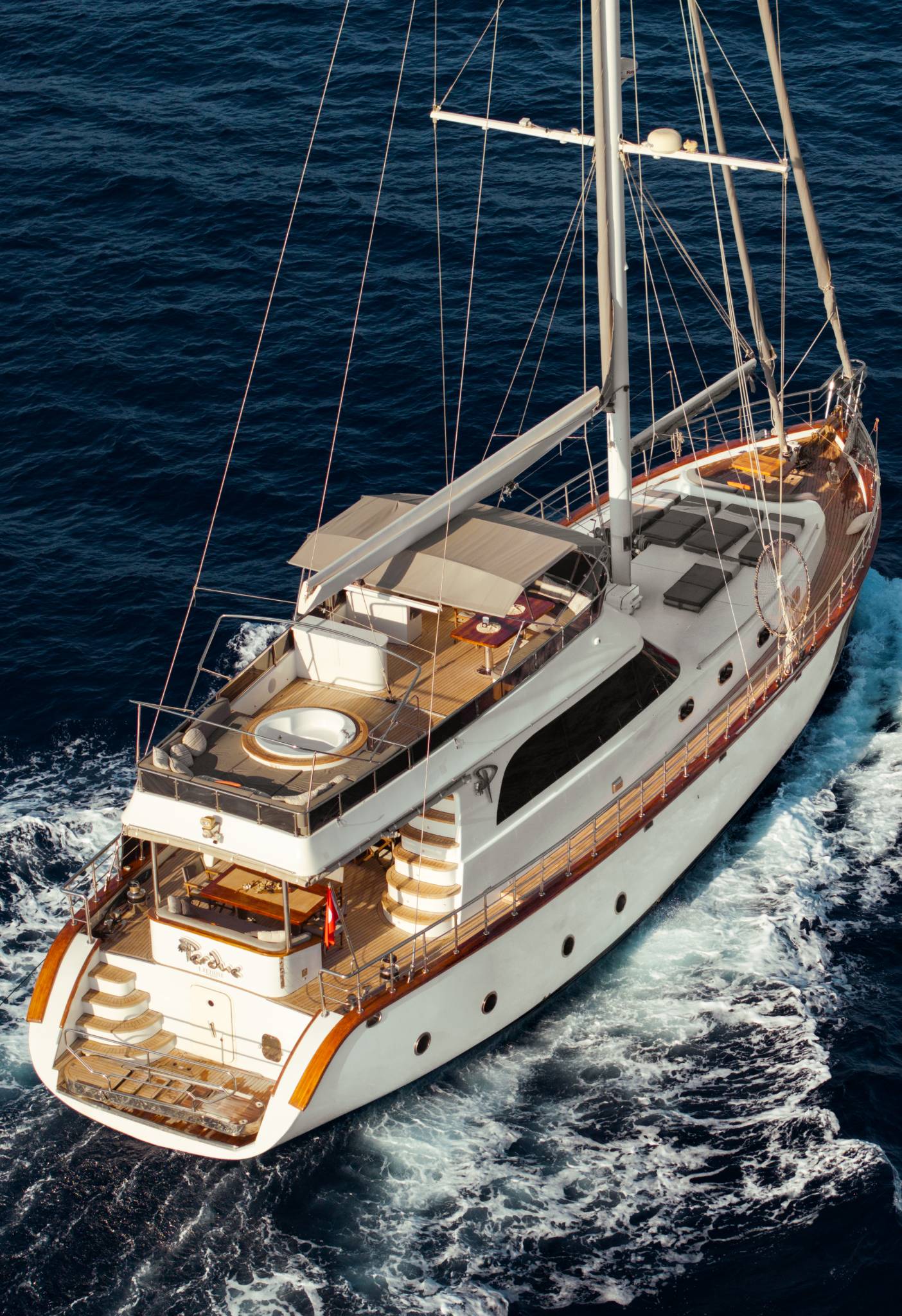 Perdue Yacht — view 6