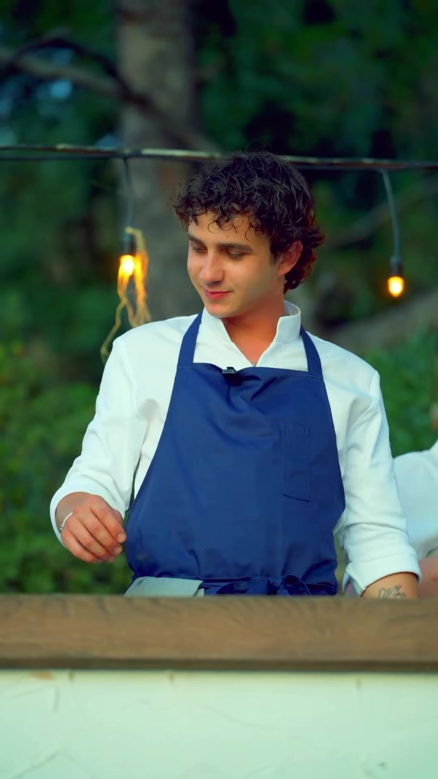 Ulaş Durmaz at the open-air kitchen at Perdue